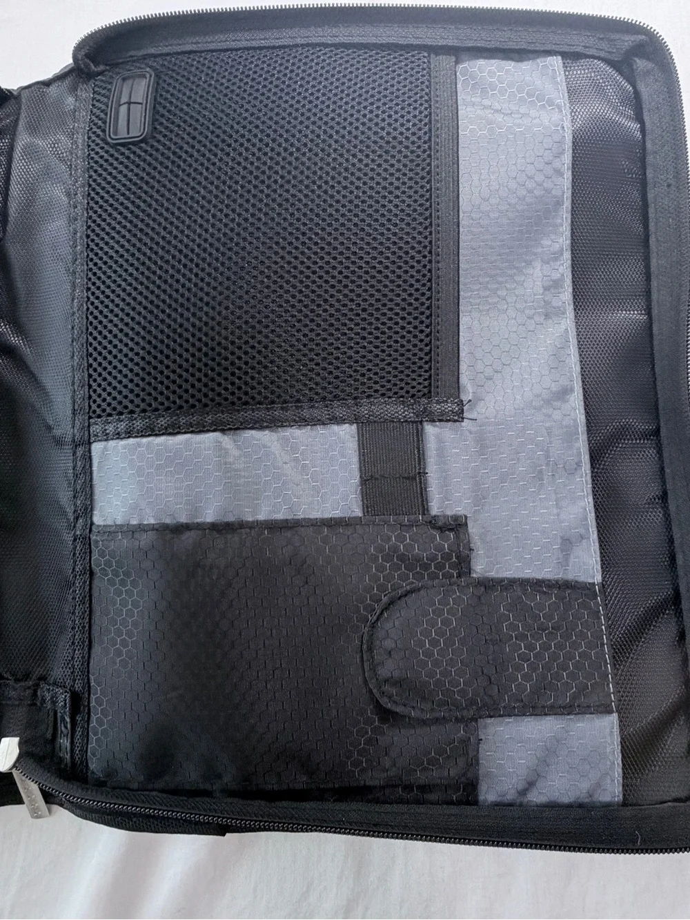 New Five Star Tech Carry-All Expandable Tablet Chromebook Laptops to 11' Storage